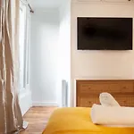 Апартаменты Eiffel Tower Rue Cler *
