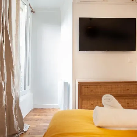 Apartman Eiffel Tower Rue Cler *