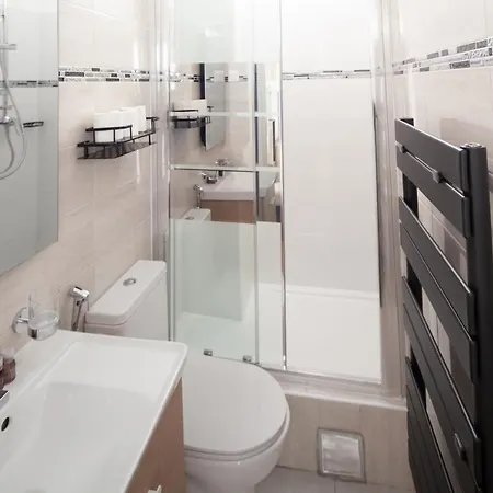 Apartman Eiffel Tower Rue Cler Párizs